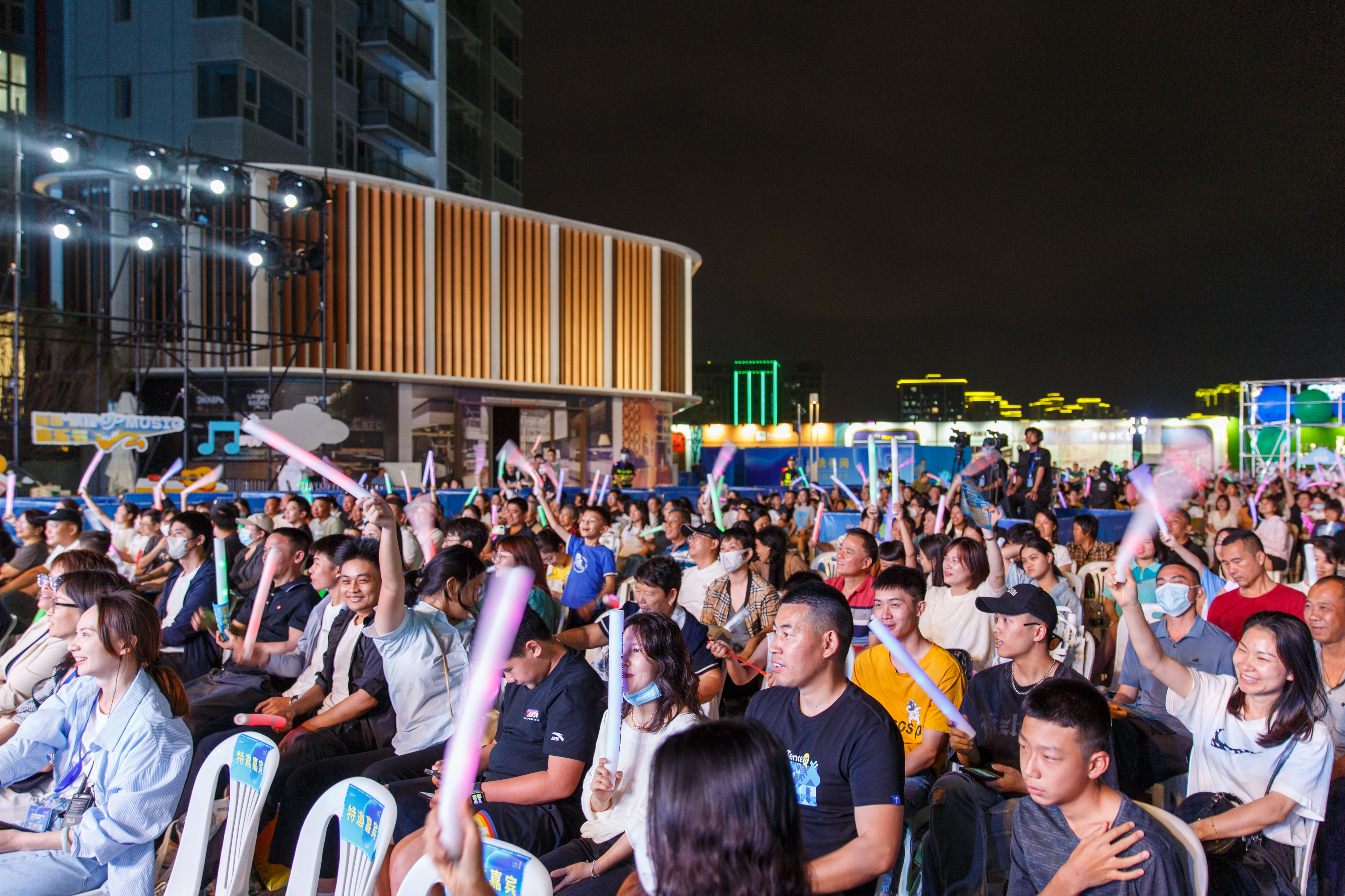 7L4A4020(1).jpg 7L4A4020(1).jpg